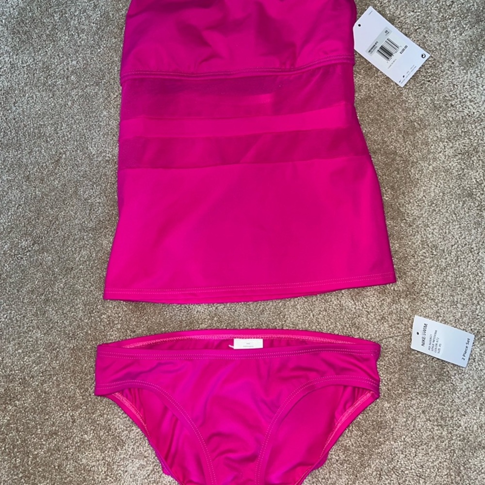 Woman’s Nike hot pink two-piece swimsuit size extra small brand new with tags
